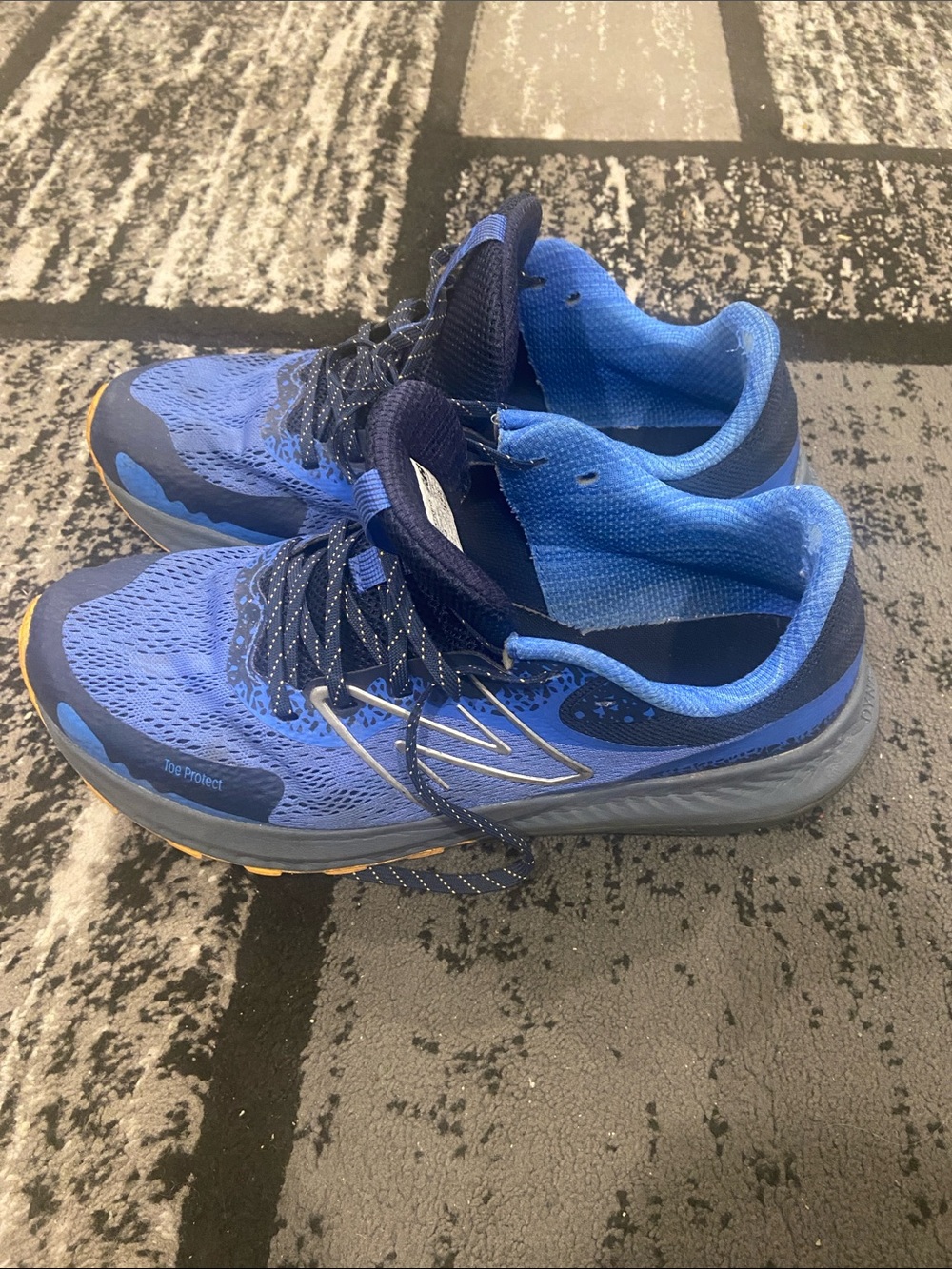 New Balance Blue and Navy Men's Athletic Running Shoes
